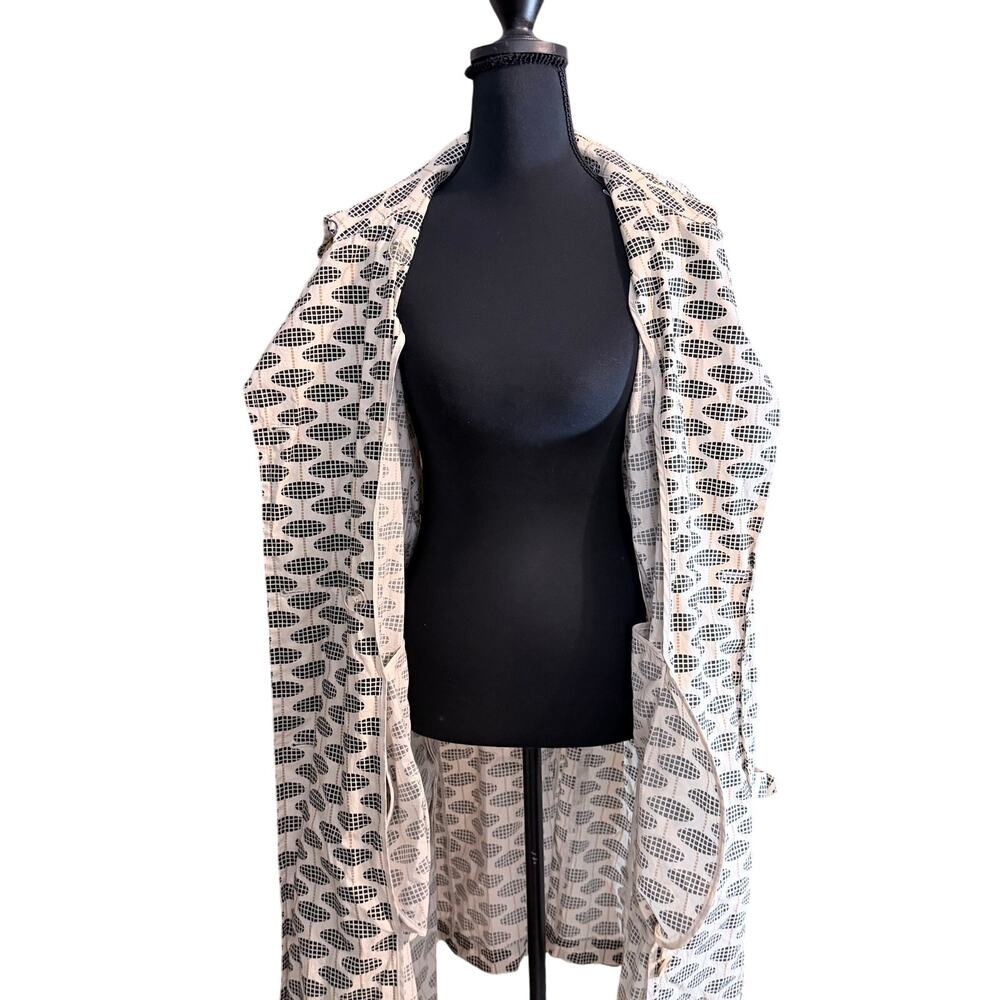 GAP Monochrome Geometric Trench Coat - Picture 6 of 15